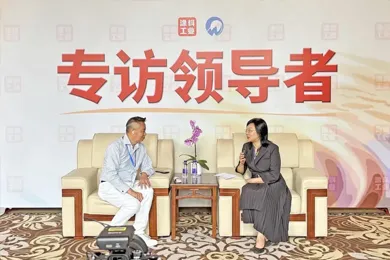 威浦出席2025绿色涂料发展论坛，展示自动化清管与抽提系统应用成果